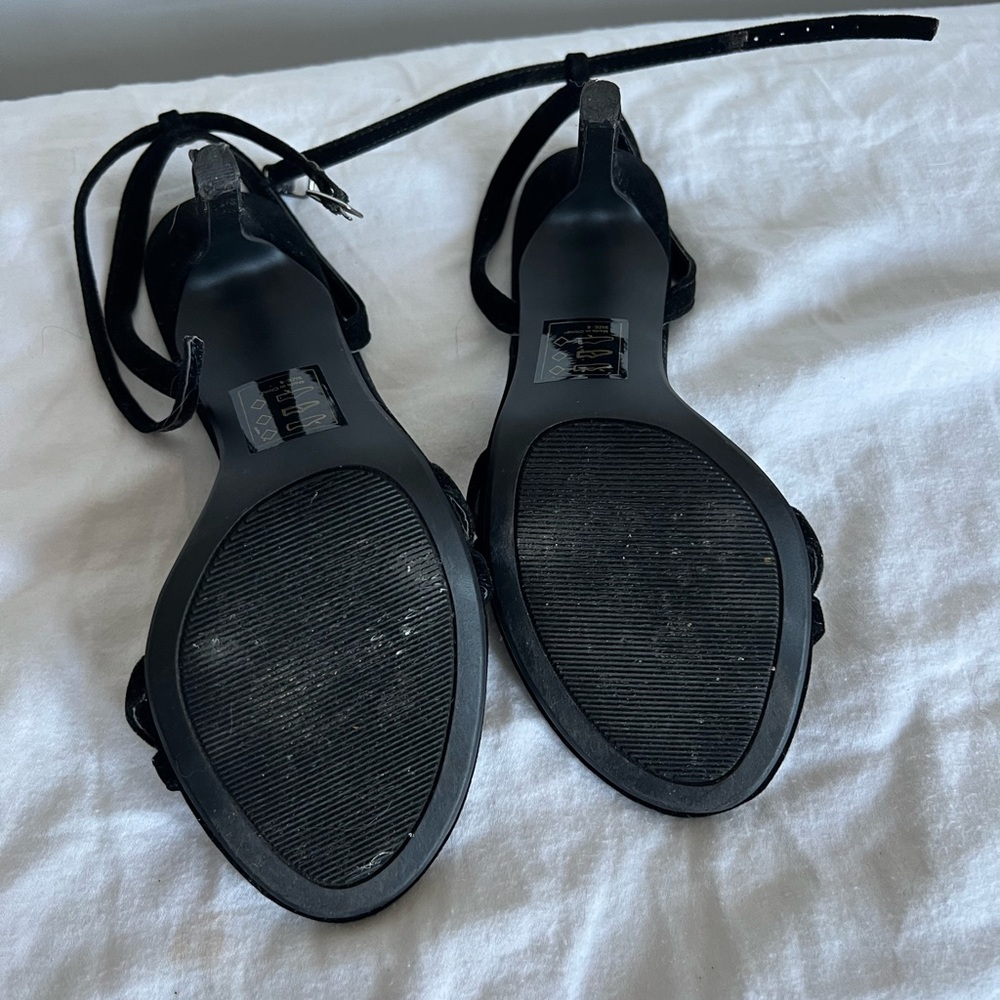 Lulus Sandals - Picture 5 of 6